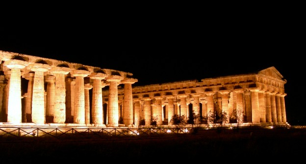 Visita Paestum